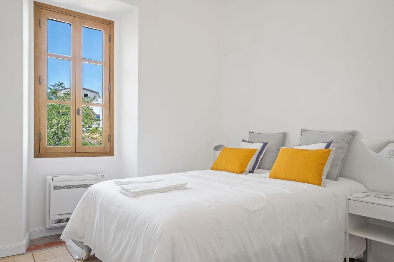 Cargese, Appartement De Charme Surplombant Le Port Luaran gambar